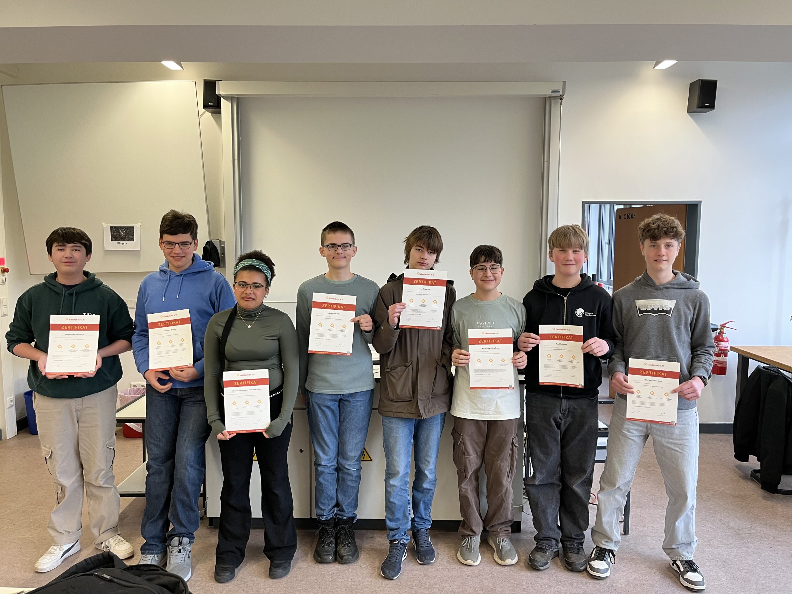 Geldunterricht erfolgreich absolviert – Zweiter Durchgang an der NO